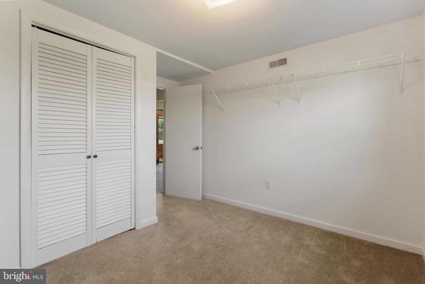 321 GARLIC HOLLOW RD, EDINBURG, Virginia 22824, 3 Bedrooms Bedrooms, ,2 BathroomsBathrooms,Residential,For sale,321 GARLIC HOLLOW RD,VASH2011592 MLS # VASH2011592