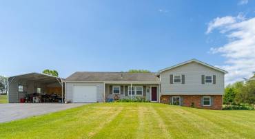 321 GARLIC HOLLOW RD, EDINBURG, Virginia 22824, 3 Bedrooms Bedrooms, ,2 BathroomsBathrooms,Residential,For sale,321 GARLIC HOLLOW RD,VASH2011592 MLS # VASH2011592