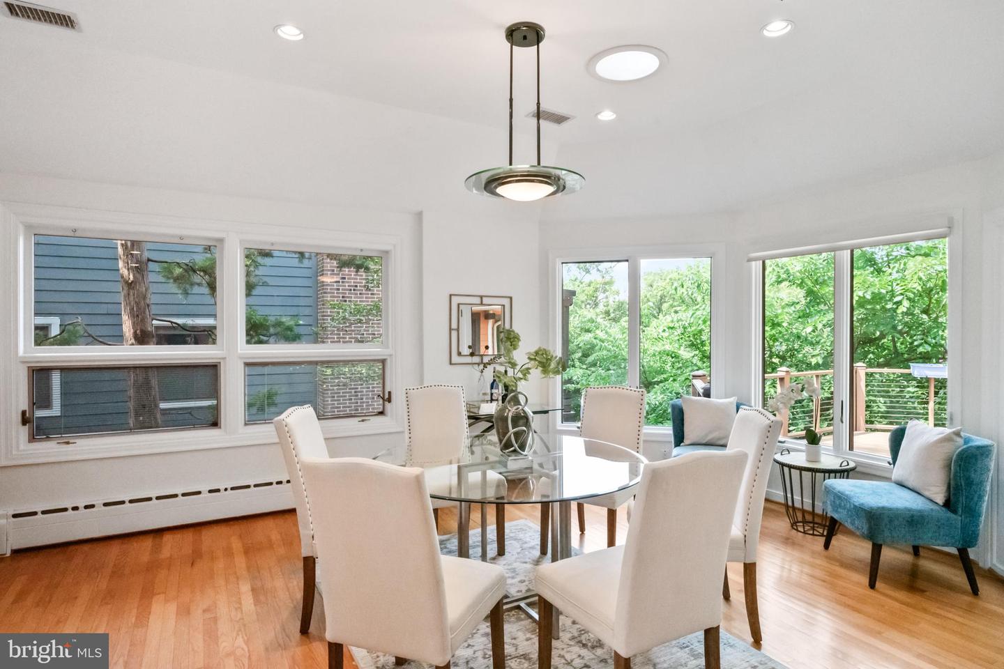 1414 N JOHNSON ST, ARLINGTON, Virginia 22201, 4 Bedrooms Bedrooms, ,4 BathroomsBathrooms,Residential,For sale,1414 N JOHNSON ST,VAAR2058366 MLS # VAAR2058366