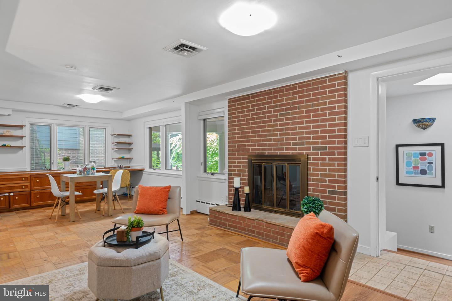 1414 N JOHNSON ST, ARLINGTON, Virginia 22201, 4 Bedrooms Bedrooms, ,4 BathroomsBathrooms,Residential,For sale,1414 N JOHNSON ST,VAAR2058366 MLS # VAAR2058366