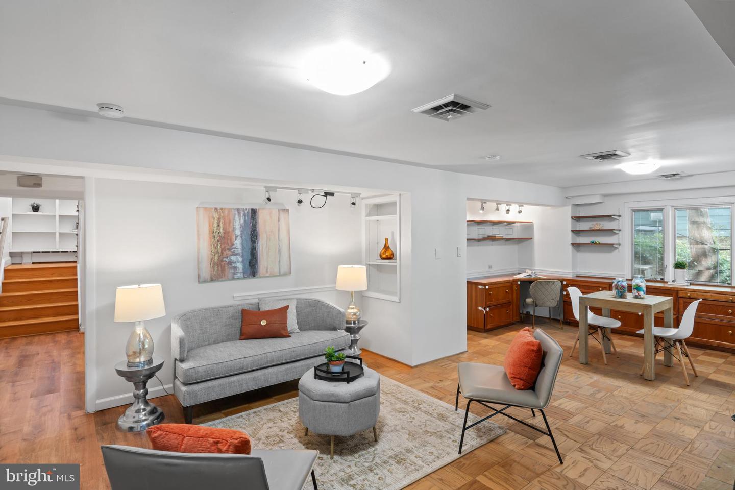 1414 N JOHNSON ST, ARLINGTON, Virginia 22201, 4 Bedrooms Bedrooms, ,4 BathroomsBathrooms,Residential,For sale,1414 N JOHNSON ST,VAAR2058366 MLS # VAAR2058366