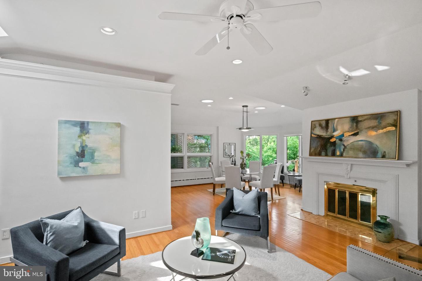 1414 N JOHNSON ST, ARLINGTON, Virginia 22201, 4 Bedrooms Bedrooms, ,4 BathroomsBathrooms,Residential,For sale,1414 N JOHNSON ST,VAAR2058366 MLS # VAAR2058366