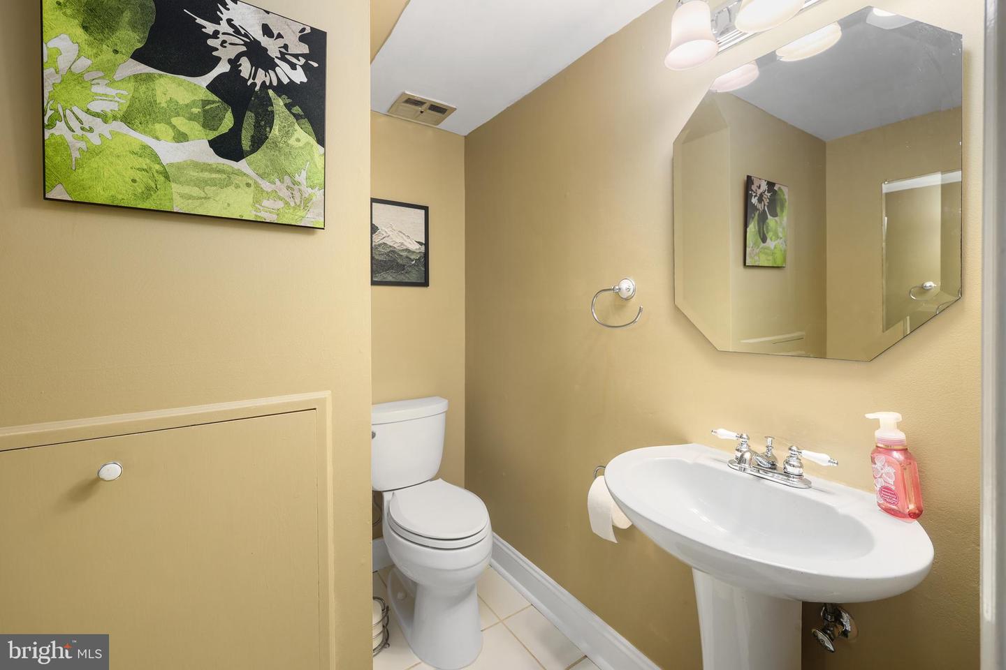 14803 HAYMARKET LN, CENTREVILLE, Virginia 20120, 4 Bedrooms Bedrooms, ,2 BathroomsBathrooms,Residential,For sale,14803 HAYMARKET LN,VAFX2244030 MLS # VAFX2244030