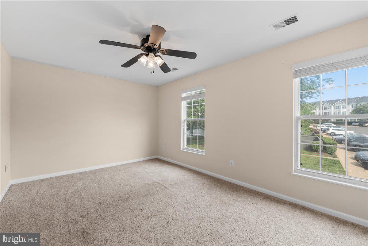 9323 WITCH HAZEL WAY, MANASSAS, Virginia 20110, 2 Bedrooms Bedrooms, ,1 BathroomBathrooms,Residential,For sale,9323 WITCH HAZEL WAY,VAMN2008416 MLS # VAMN2008416