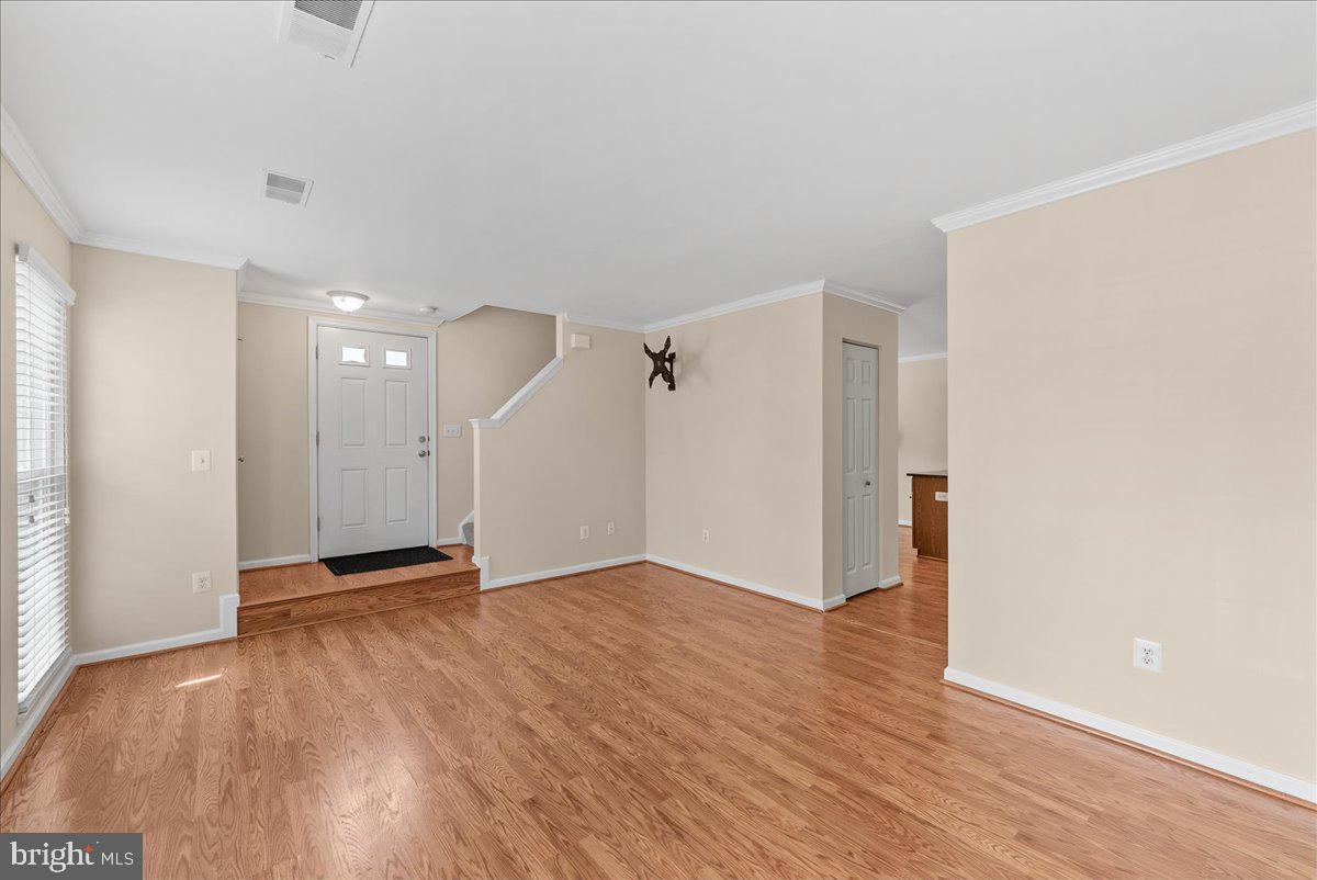 9323 WITCH HAZEL WAY, MANASSAS, Virginia 20110, 2 Bedrooms Bedrooms, ,1 BathroomBathrooms,Residential,For sale,9323 WITCH HAZEL WAY,VAMN2008416 MLS # VAMN2008416