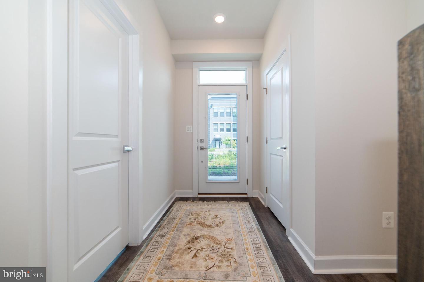 13039 HATTONTOWN SQ, HERNDON, Virginia 20171, 4 Bedrooms Bedrooms, ,4 BathroomsBathrooms,Residential,For sale,13039 HATTONTOWN SQ,VAFX2243642 MLS # VAFX2243642
