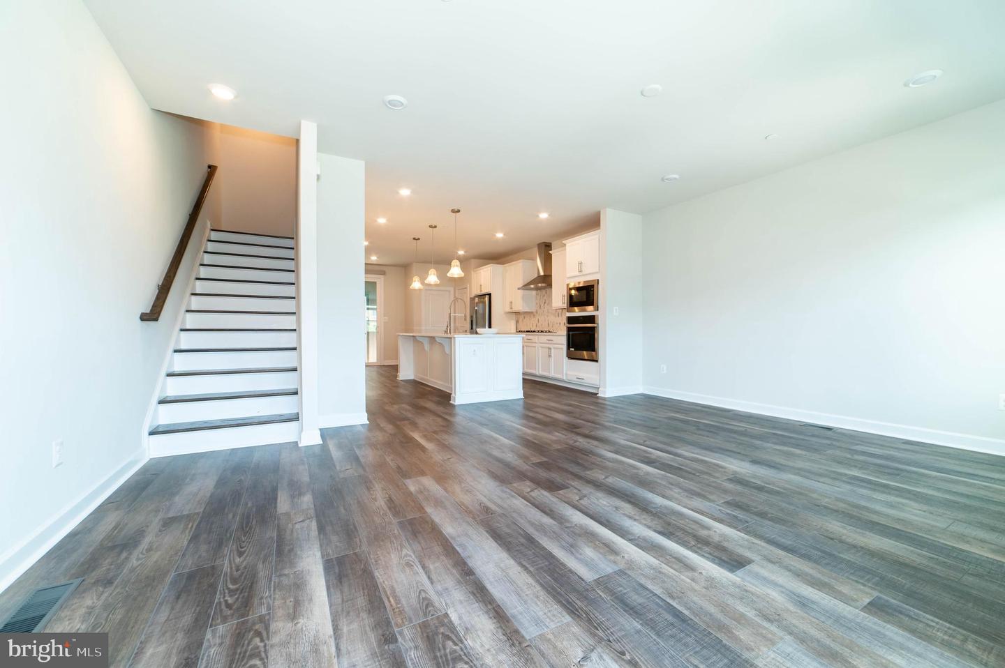 13039 HATTONTOWN SQ, HERNDON, Virginia 20171, 4 Bedrooms Bedrooms, ,4 BathroomsBathrooms,Residential,For sale,13039 HATTONTOWN SQ,VAFX2243642 MLS # VAFX2243642