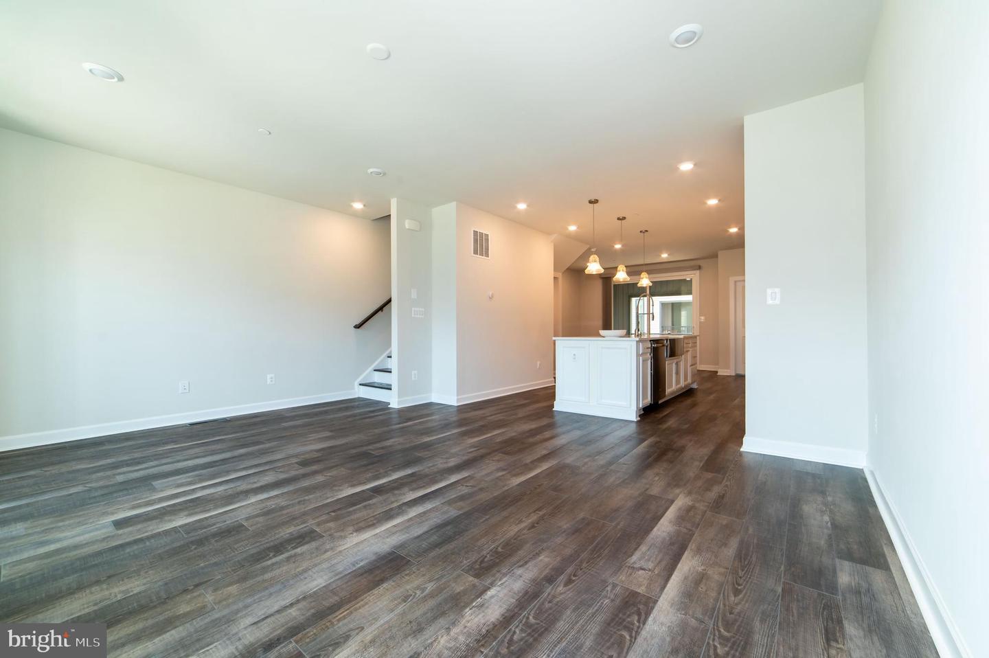 13039 HATTONTOWN SQ, HERNDON, Virginia 20171, 4 Bedrooms Bedrooms, ,4 BathroomsBathrooms,Residential,For sale,13039 HATTONTOWN SQ,VAFX2243642 MLS # VAFX2243642