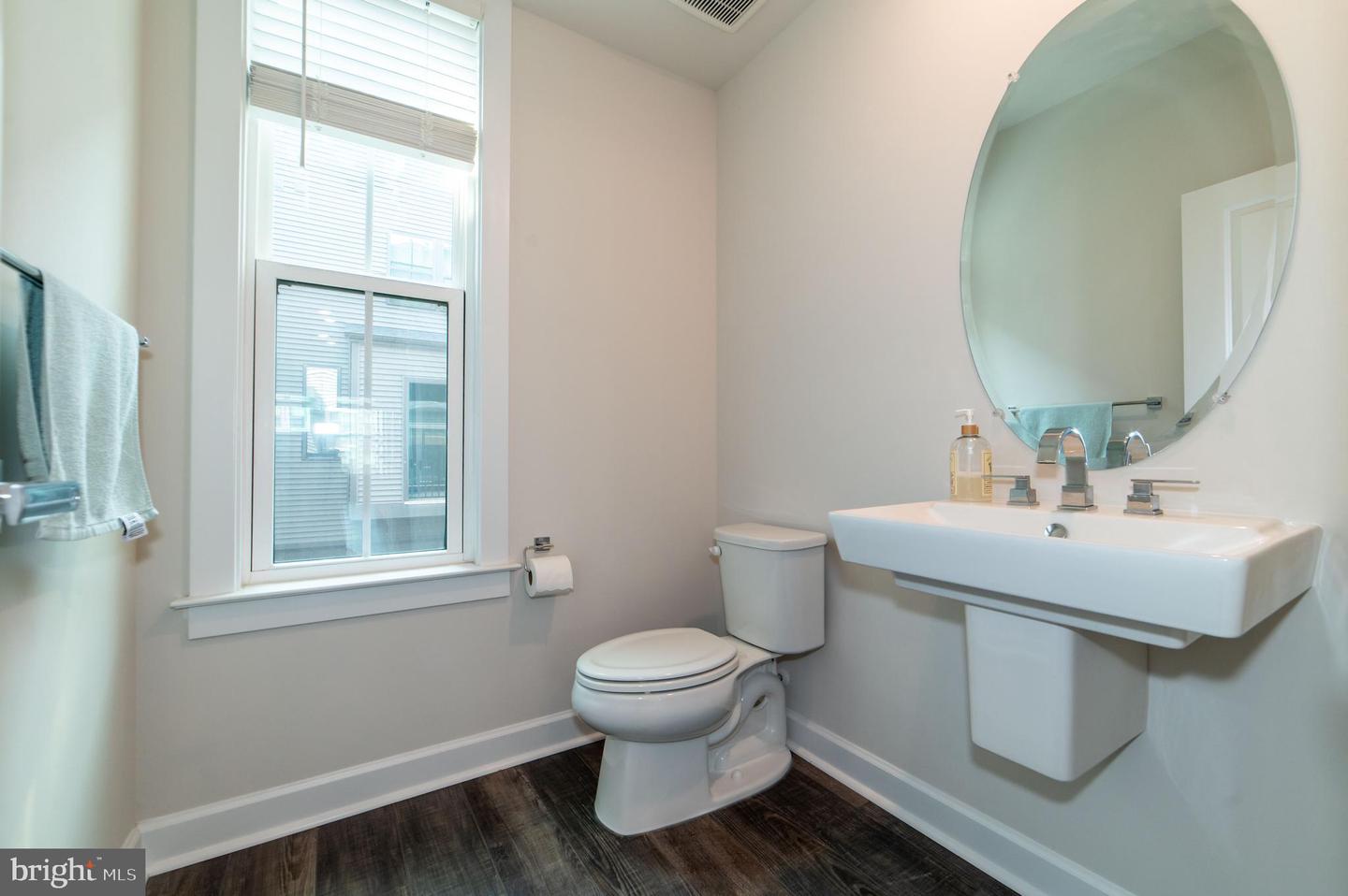 13039 HATTONTOWN SQ, HERNDON, Virginia 20171, 4 Bedrooms Bedrooms, ,4 BathroomsBathrooms,Residential,For sale,13039 HATTONTOWN SQ,VAFX2243642 MLS # VAFX2243642