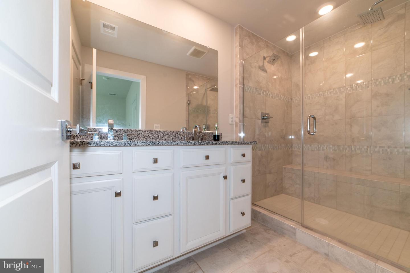 13039 HATTONTOWN SQ, HERNDON, Virginia 20171, 4 Bedrooms Bedrooms, ,4 BathroomsBathrooms,Residential,For sale,13039 HATTONTOWN SQ,VAFX2243642 MLS # VAFX2243642