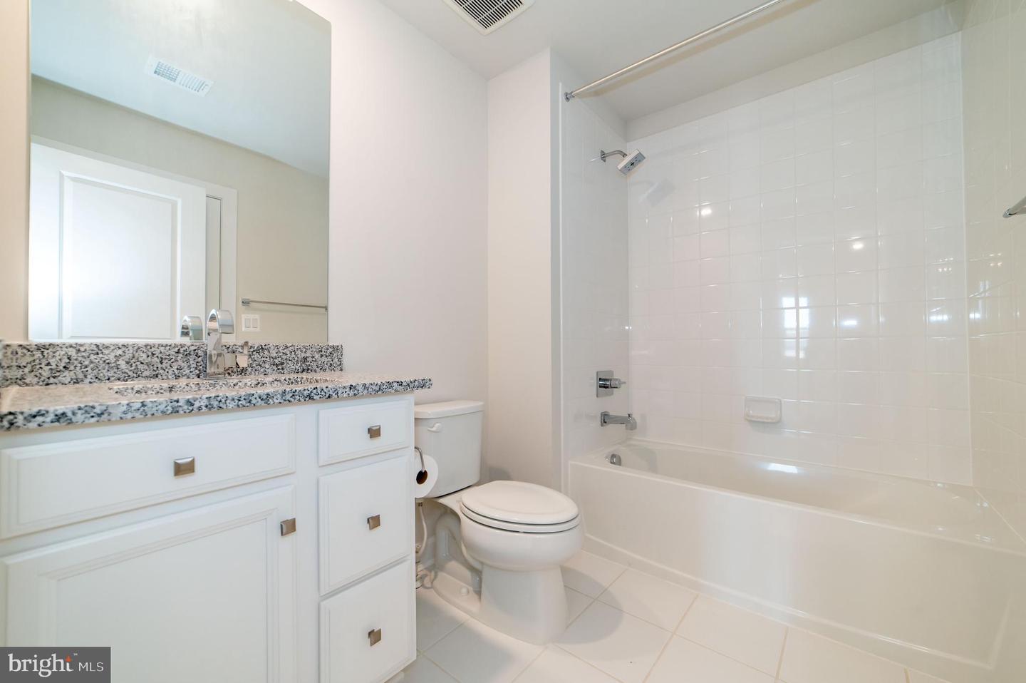 13039 HATTONTOWN SQ, HERNDON, Virginia 20171, 4 Bedrooms Bedrooms, ,4 BathroomsBathrooms,Residential,For sale,13039 HATTONTOWN SQ,VAFX2243642 MLS # VAFX2243642