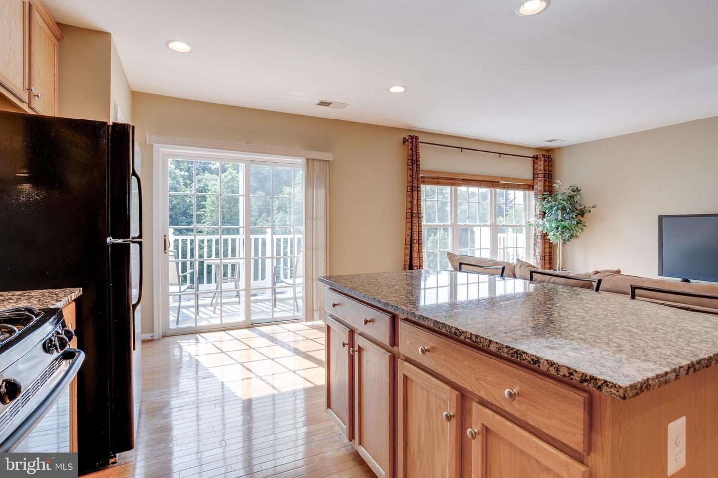 4656 UNIT #522 BATTENBURG LN, FAIRFAX, Virginia 22030, 3 Bedrooms Bedrooms, ,2 BathroomsBathrooms,Residential,For sale,4656 UNIT #522 BATTENBURG LN,VAFX2244190 MLS # VAFX2244190