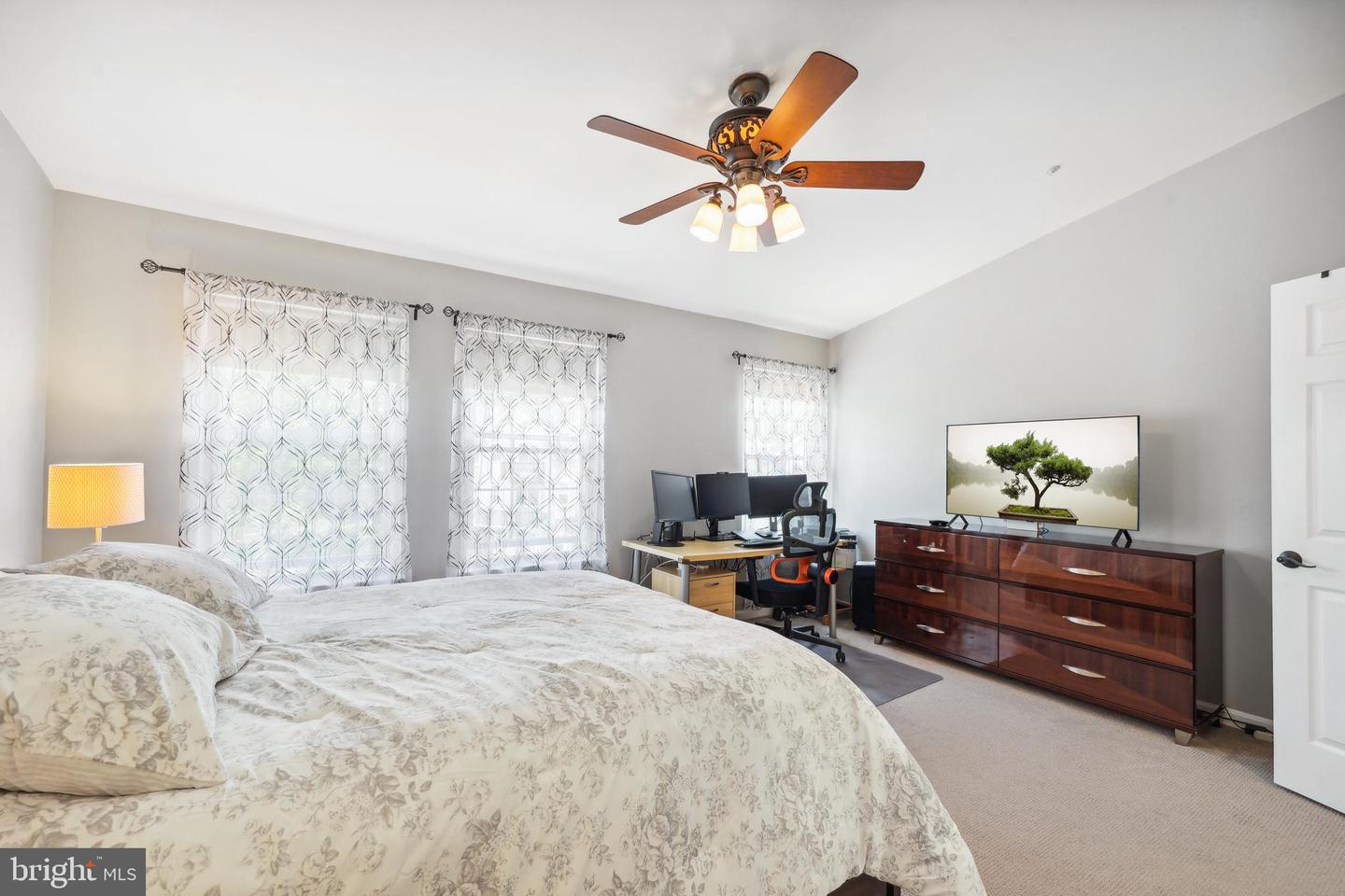 4301 RUNABOUT LN #85, FAIRFAX, Virginia 22030, 3 Bedrooms Bedrooms, ,2 BathroomsBathrooms,Residential,For sale,4301 RUNABOUT LN #85,VAFX2244232 MLS # VAFX2244232