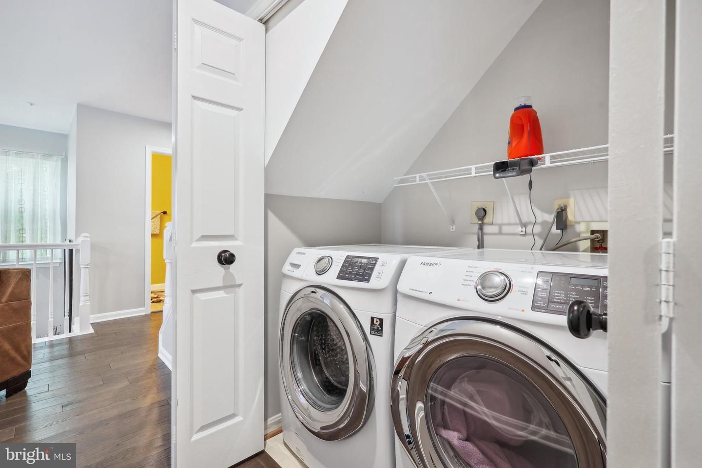 4301 RUNABOUT LN #85, FAIRFAX, Virginia 22030, 3 Bedrooms Bedrooms, ,2 BathroomsBathrooms,Residential,For sale,4301 RUNABOUT LN #85,VAFX2244232 MLS # VAFX2244232