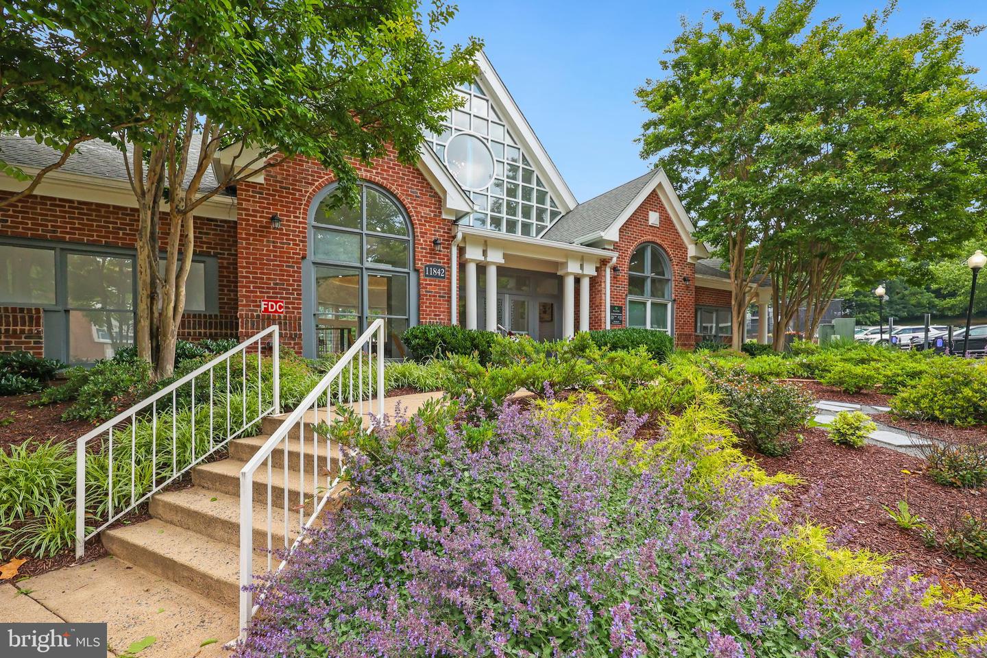 4301 RUNABOUT LN #85, FAIRFAX, Virginia 22030, 3 Bedrooms Bedrooms, ,2 BathroomsBathrooms,Residential,For sale,4301 RUNABOUT LN #85,VAFX2244232 MLS # VAFX2244232