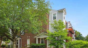 4301 RUNABOUT LN #85, FAIRFAX, Virginia 22030, 3 Bedrooms Bedrooms, ,2 BathroomsBathrooms,Residential,For sale,4301 RUNABOUT LN #85,VAFX2244232 MLS # VAFX2244232
