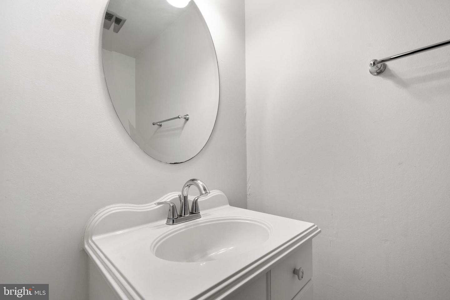 6612 BIRCHLEIGH WAY, ALEXANDRIA, Virginia 22315, 3 Bedrooms Bedrooms, ,3 BathroomsBathrooms,Residential,For sale,6612 BIRCHLEIGH WAY,VAFX2244494 MLS # VAFX2244494