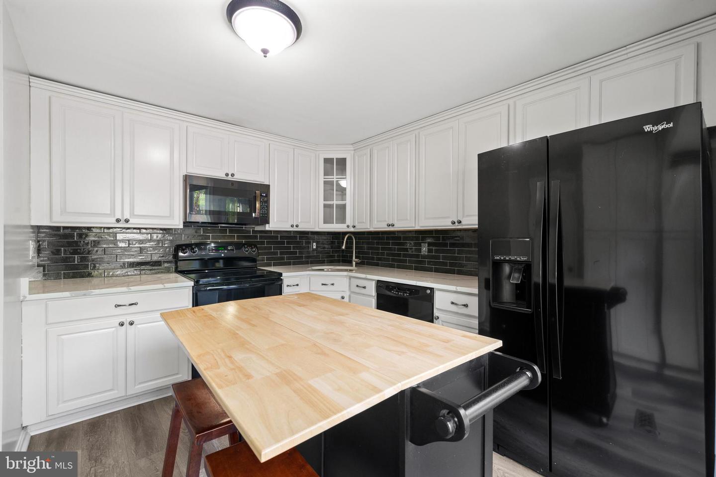 6612 BIRCHLEIGH WAY, ALEXANDRIA, Virginia 22315, 3 Bedrooms Bedrooms, ,3 BathroomsBathrooms,Residential,For sale,6612 BIRCHLEIGH WAY,VAFX2244494 MLS # VAFX2244494