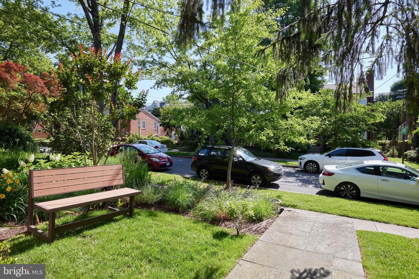 5342 42ND PL NW, WASHINGTON, District Of Columbia 20015, 3 Bedrooms Bedrooms, ,3 BathroomsBathrooms,Residential,For sale,5342 42ND PL NW,DCDC2203348 MLS # DCDC2203348
