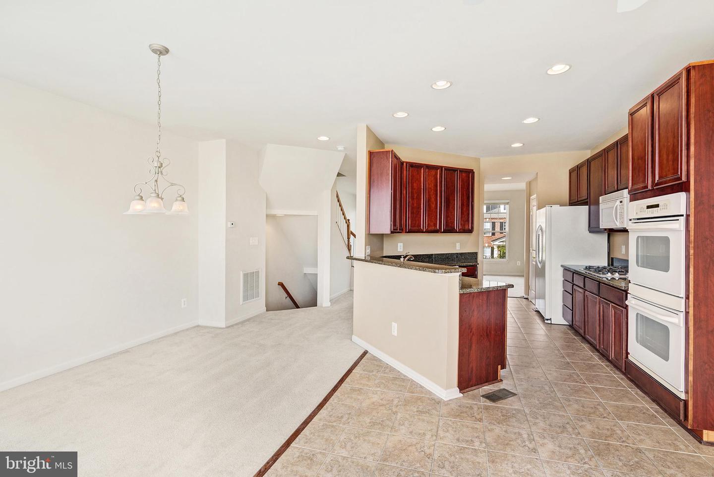 9207 CASCADE FALLS DR, BRISTOW, Virginia 20136, 3 Bedrooms Bedrooms, ,2 BathroomsBathrooms,Residential,For sale,9207 CASCADE FALLS DR,VAPW2095880 MLS # VAPW2095880