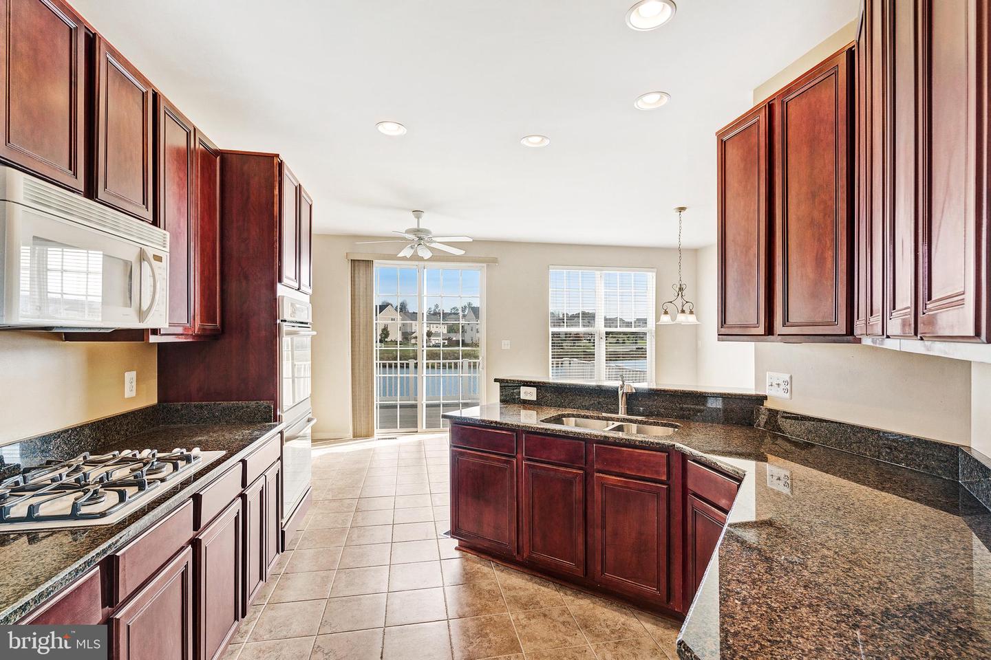 9207 CASCADE FALLS DR, BRISTOW, Virginia 20136, 3 Bedrooms Bedrooms, ,2 BathroomsBathrooms,Residential,For sale,9207 CASCADE FALLS DR,VAPW2095880 MLS # VAPW2095880