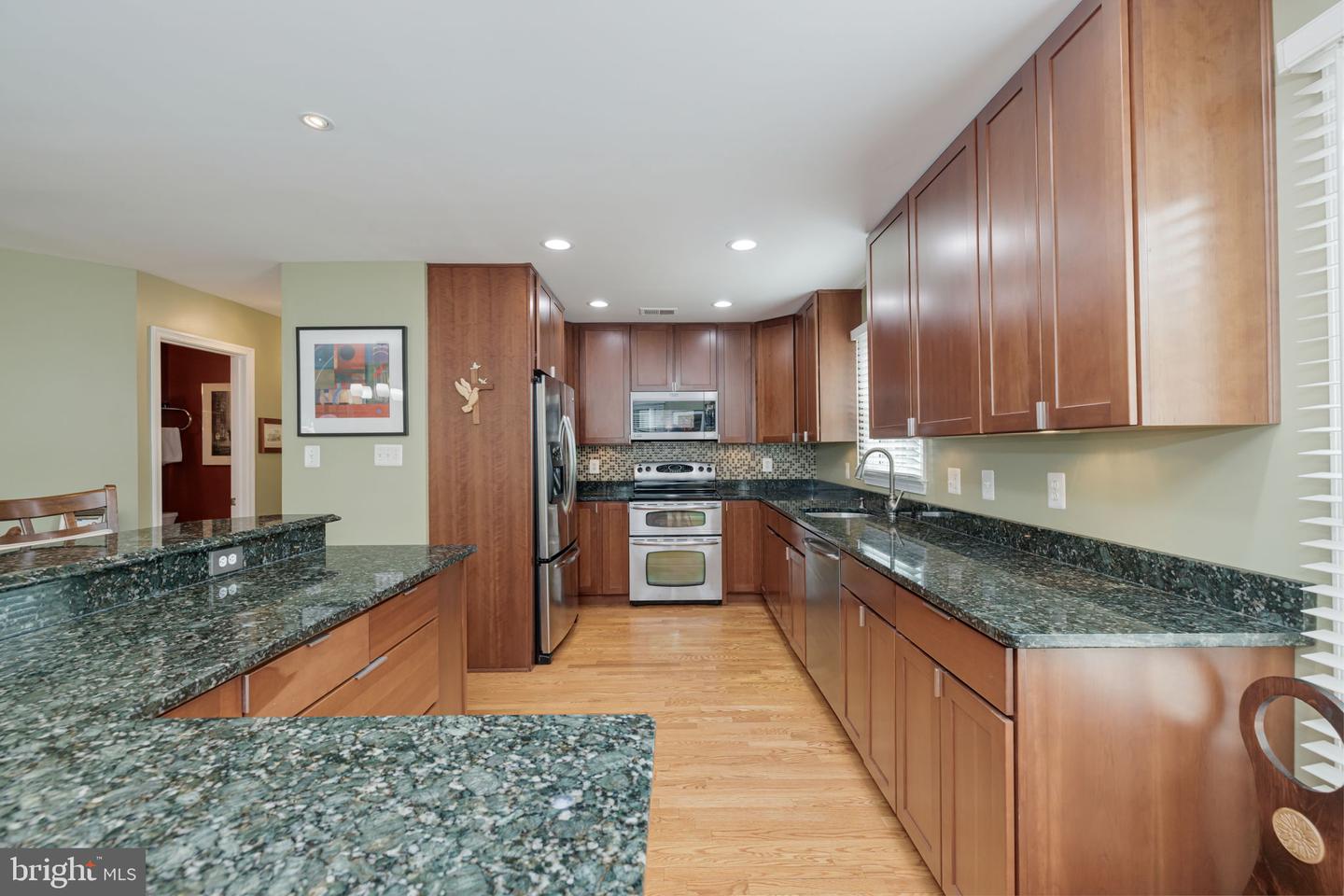 7410 SALFORD CT, ALEXANDRIA, Virginia 22315, 4 Bedrooms Bedrooms, ,3 BathroomsBathrooms,Residential,For sale,7410 SALFORD CT,VAFX2244280 MLS # VAFX2244280