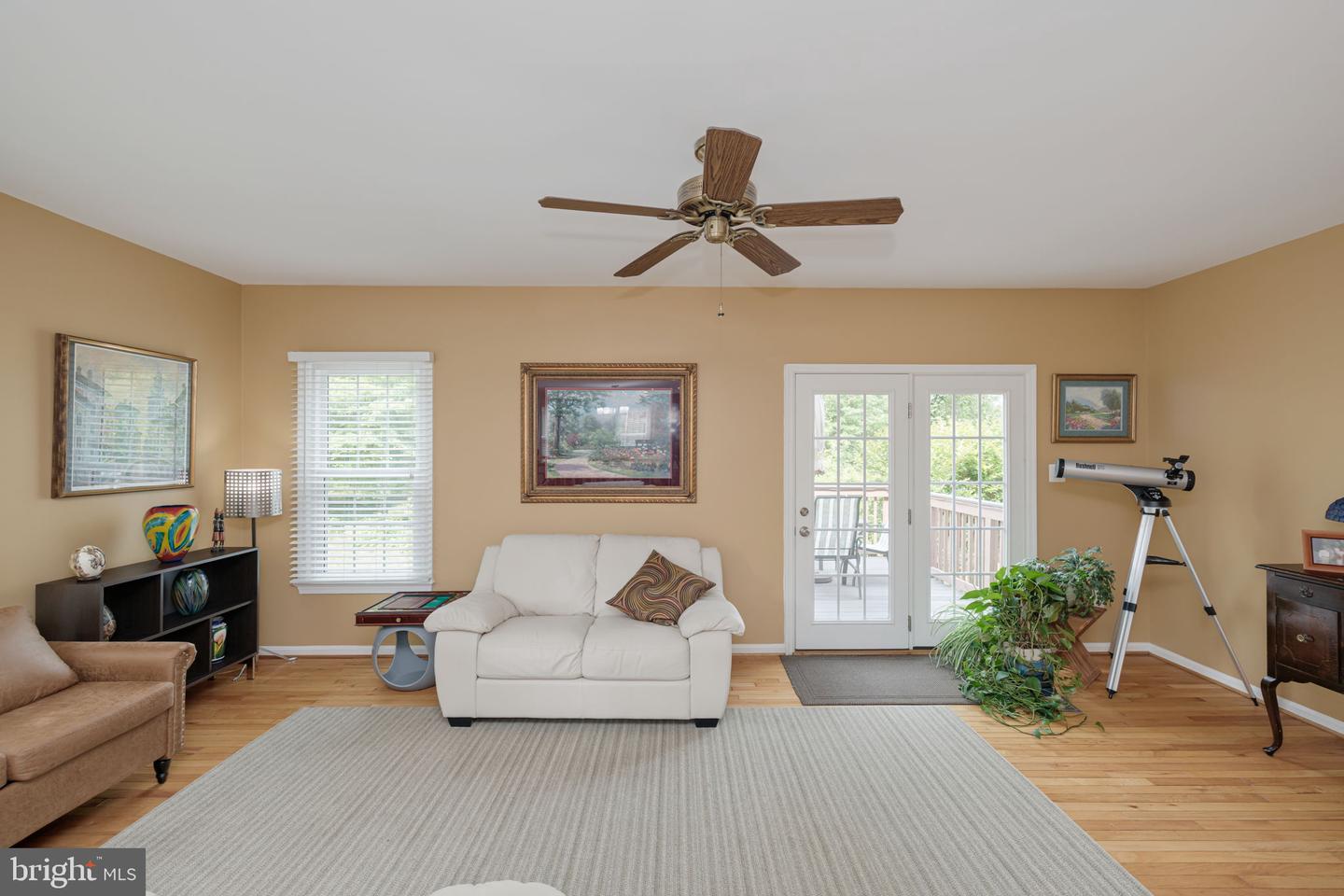 7410 SALFORD CT, ALEXANDRIA, Virginia 22315, 4 Bedrooms Bedrooms, ,3 BathroomsBathrooms,Residential,For sale,7410 SALFORD CT,VAFX2244280 MLS # VAFX2244280