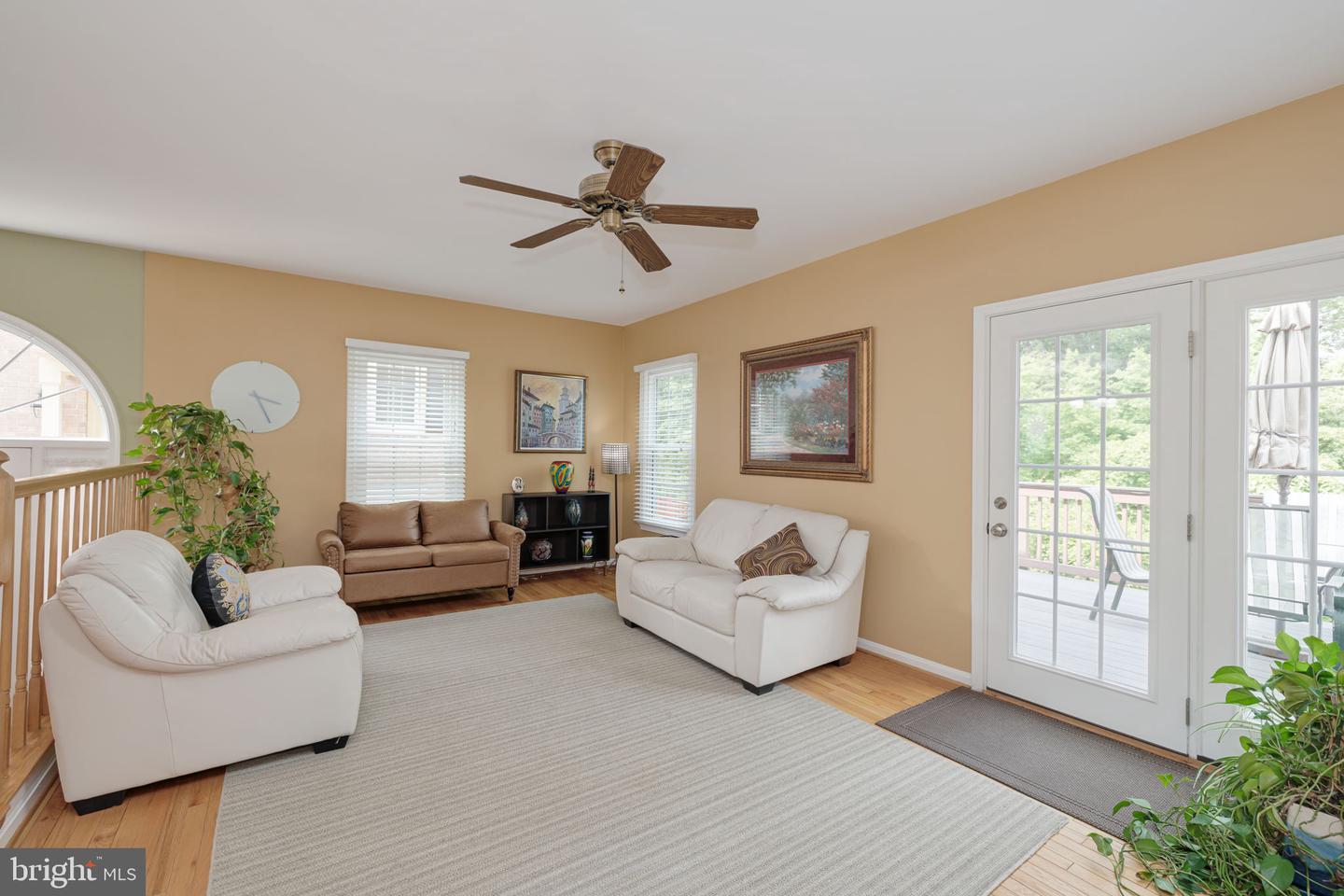 7410 SALFORD CT, ALEXANDRIA, Virginia 22315, 4 Bedrooms Bedrooms, ,3 BathroomsBathrooms,Residential,For sale,7410 SALFORD CT,VAFX2244280 MLS # VAFX2244280
