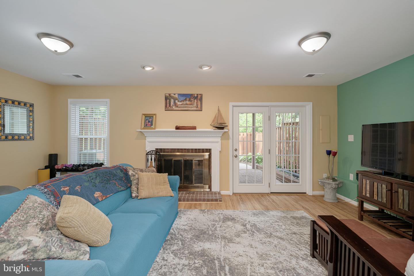 7410 SALFORD CT, ALEXANDRIA, Virginia 22315, 4 Bedrooms Bedrooms, ,3 BathroomsBathrooms,Residential,For sale,7410 SALFORD CT,VAFX2244280 MLS # VAFX2244280