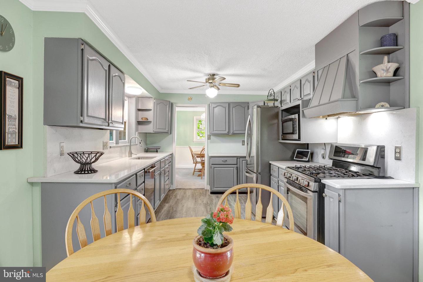 509 KRAMER DR SE, VIENNA, Virginia 22180, 4 Bedrooms Bedrooms, ,2 BathroomsBathrooms,Residential,For sale,509 KRAMER DR SE,VAFX2244308 MLS # VAFX2244308