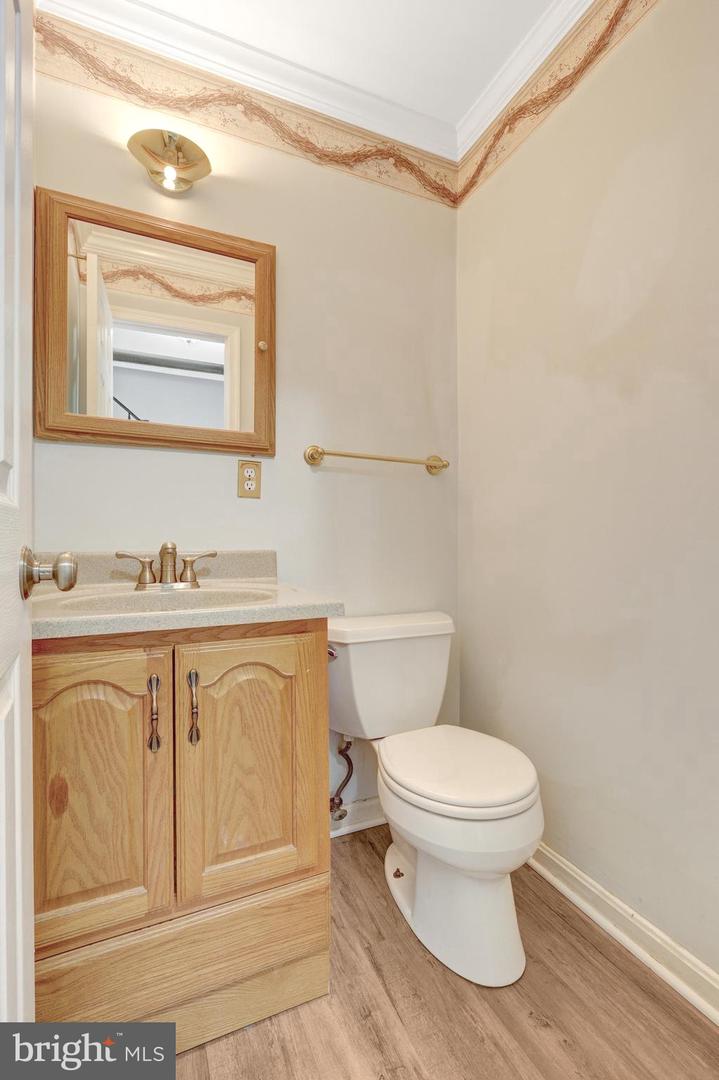509 KRAMER DR SE, VIENNA, Virginia 22180, 4 Bedrooms Bedrooms, ,2 BathroomsBathrooms,Residential,For sale,509 KRAMER DR SE,VAFX2244308 MLS # VAFX2244308