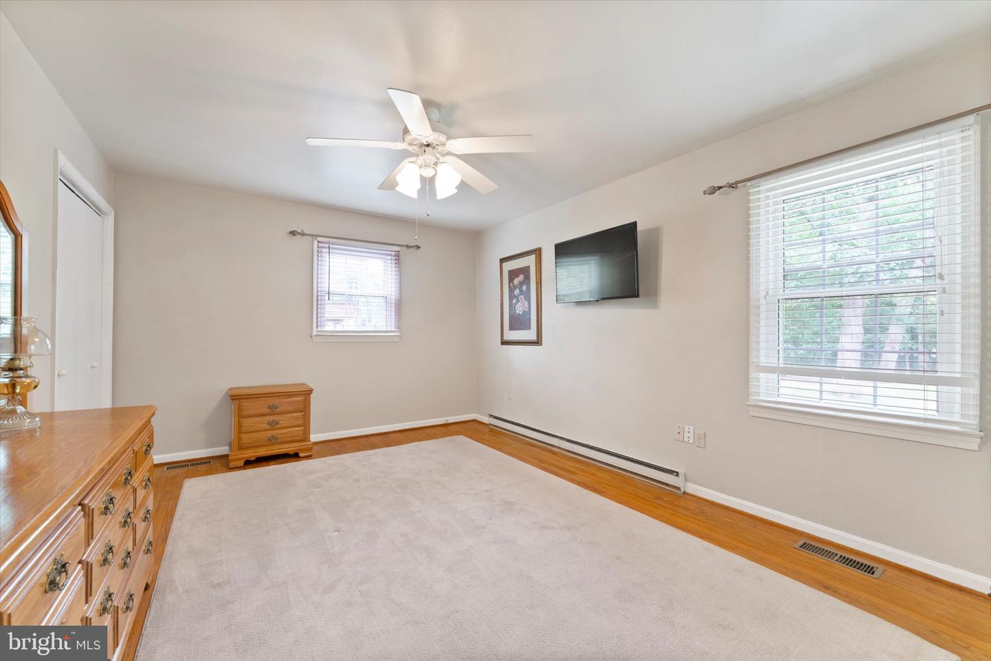 5715 ARTEMUS RD, GAINESVILLE, Virginia 20155, 4 Bedrooms Bedrooms, ,2 BathroomsBathrooms,Residential,For sale,5715 ARTEMUS RD,VAPW2095886 MLS # VAPW2095886