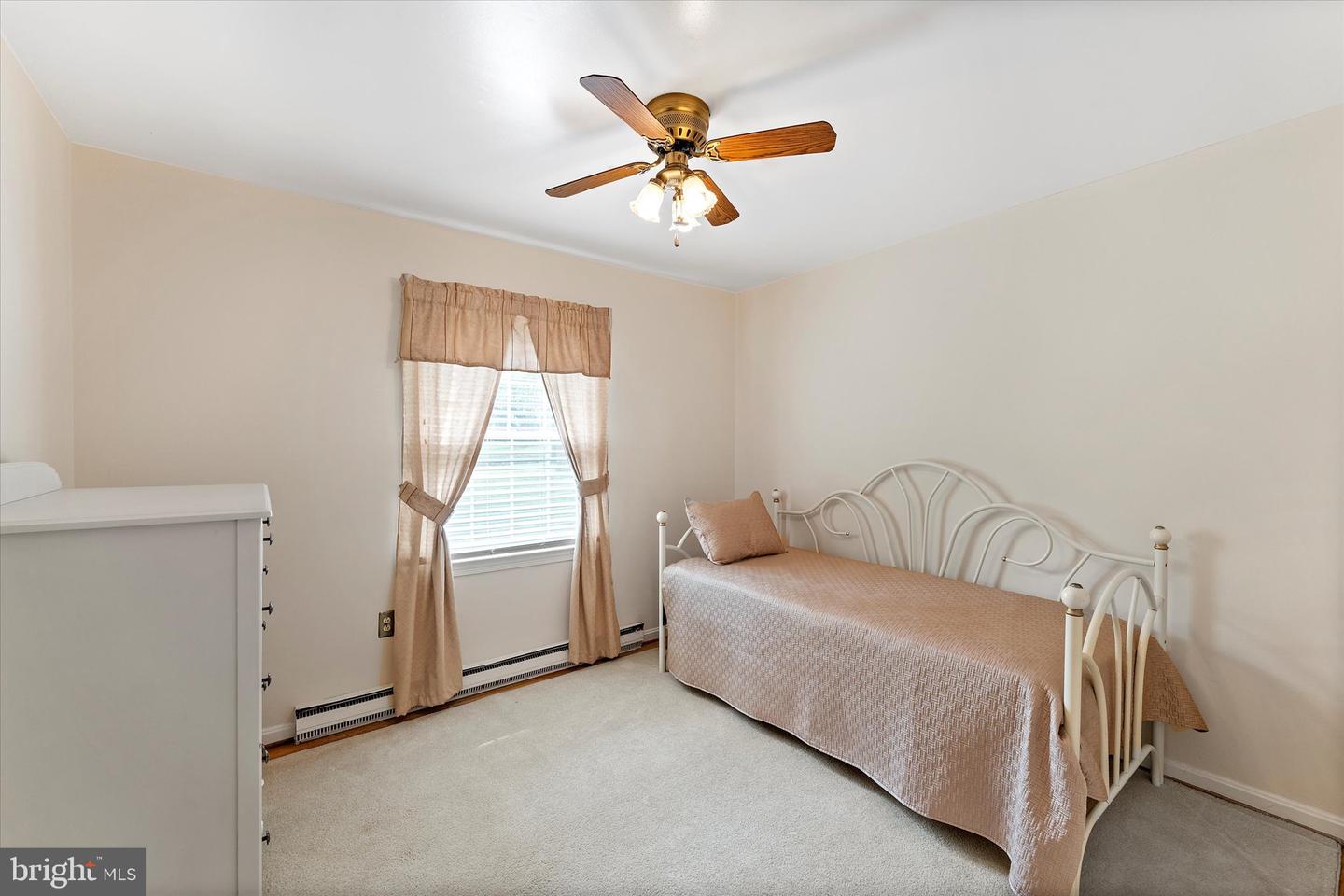 5715 ARTEMUS RD, GAINESVILLE, Virginia 20155, 4 Bedrooms Bedrooms, ,2 BathroomsBathrooms,Residential,For sale,5715 ARTEMUS RD,VAPW2095886 MLS # VAPW2095886