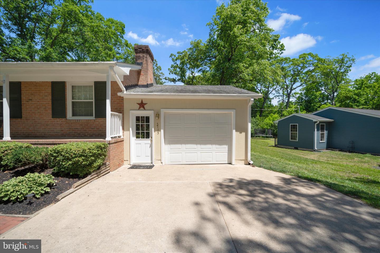 5715 ARTEMUS RD, GAINESVILLE, Virginia 20155, 4 Bedrooms Bedrooms, ,2 BathroomsBathrooms,Residential,For sale,5715 ARTEMUS RD,VAPW2095886 MLS # VAPW2095886