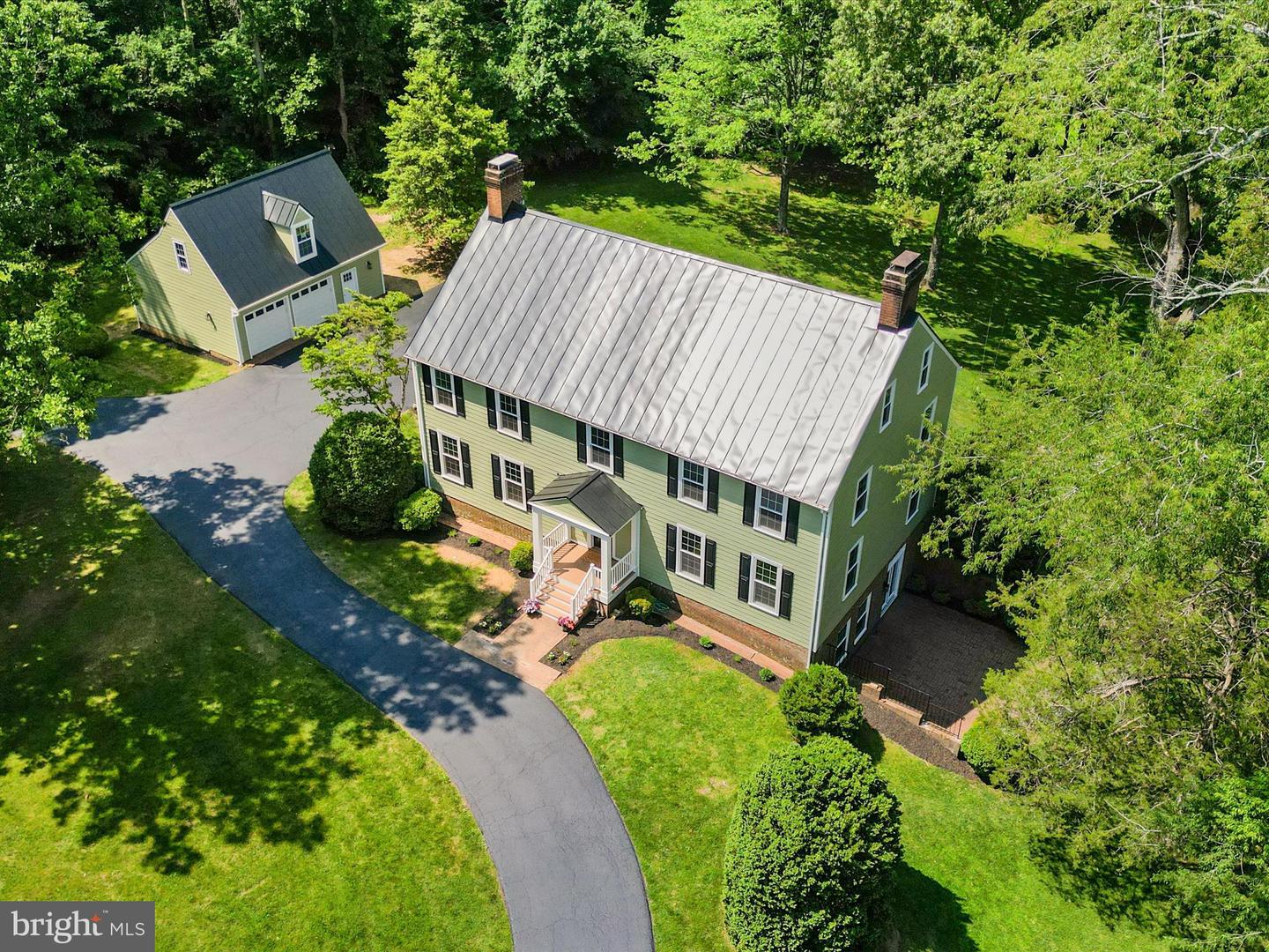 6602 LADYSLIPPER LN, CLIFTON, Virginia 20124, 4 Bedrooms Bedrooms, ,3 BathroomsBathrooms,Residential,For sale,6602 LADYSLIPPER LN,VAFX2244364 MLS # VAFX2244364