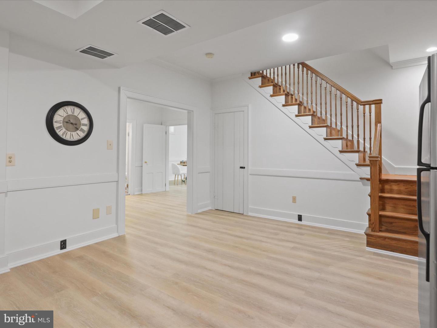 6602 LADYSLIPPER LN, CLIFTON, Virginia 20124, 4 Bedrooms Bedrooms, ,3 BathroomsBathrooms,Residential,For sale,6602 LADYSLIPPER LN,VAFX2244364 MLS # VAFX2244364