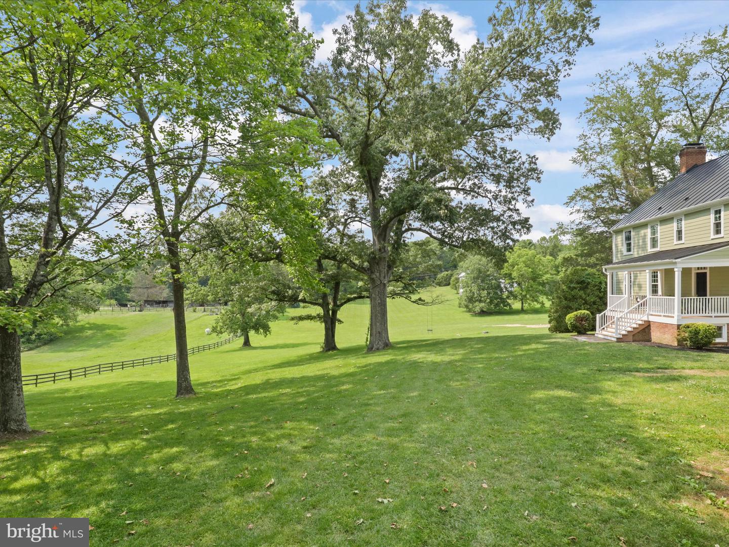 6602 LADYSLIPPER LN, CLIFTON, Virginia 20124, 4 Bedrooms Bedrooms, ,3 BathroomsBathrooms,Residential,For sale,6602 LADYSLIPPER LN,VAFX2244364 MLS # VAFX2244364