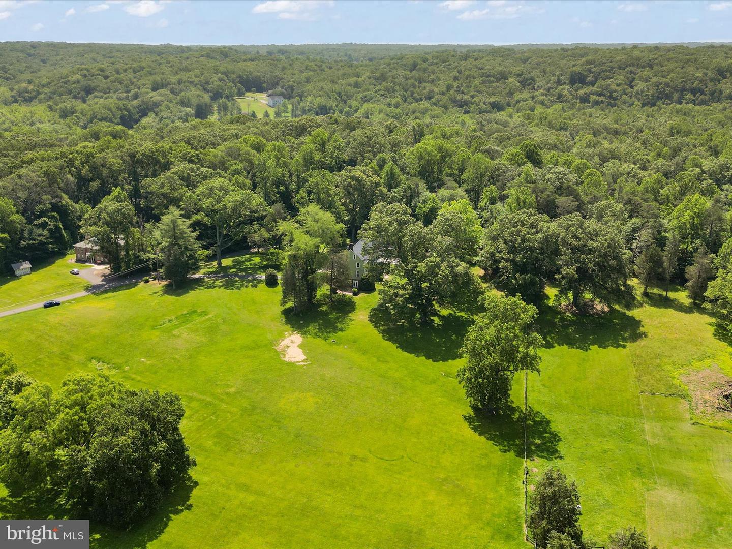 6602 LADYSLIPPER LN, CLIFTON, Virginia 20124, 4 Bedrooms Bedrooms, ,3 BathroomsBathrooms,Residential,For sale,6602 LADYSLIPPER LN,VAFX2244364 MLS # VAFX2244364