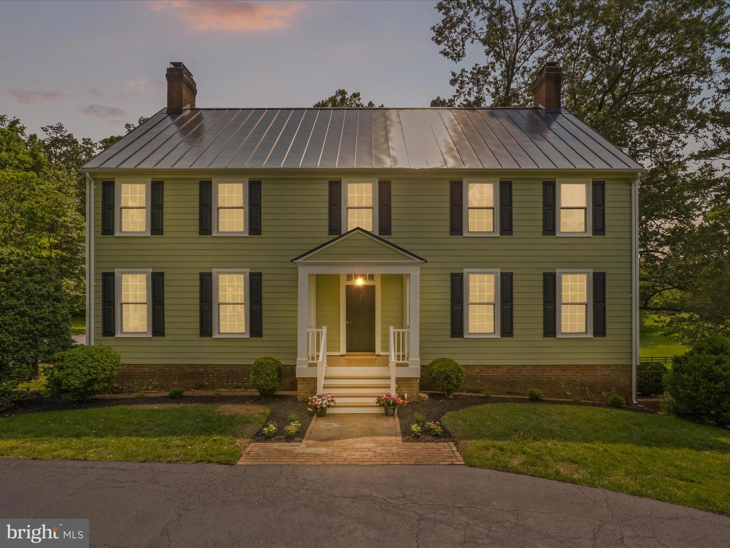 6602 LADYSLIPPER LN, CLIFTON, Virginia 20124, 4 Bedrooms Bedrooms, ,3 BathroomsBathrooms,Residential,For sale,6602 LADYSLIPPER LN,VAFX2244364 MLS # VAFX2244364