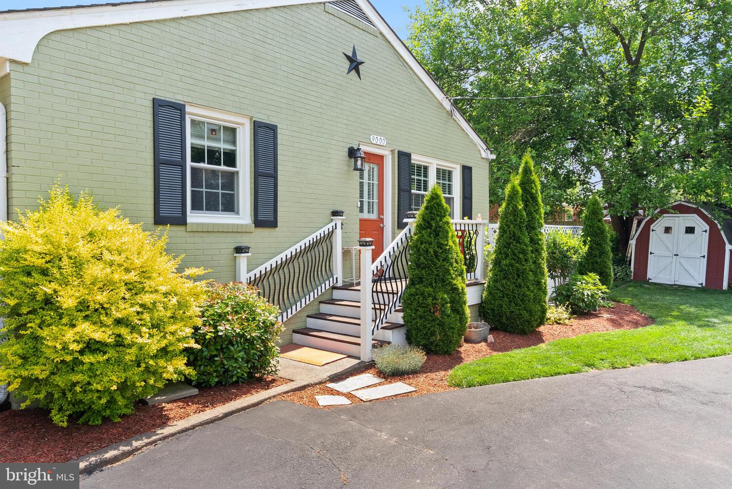9000 SUDLEY RD, MANASSAS, Virginia 20110, 2 Bedrooms Bedrooms, ,1 BathroomBathrooms,Residential,For sale,9000 SUDLEY RD,VAMN2008438 MLS # VAMN2008438