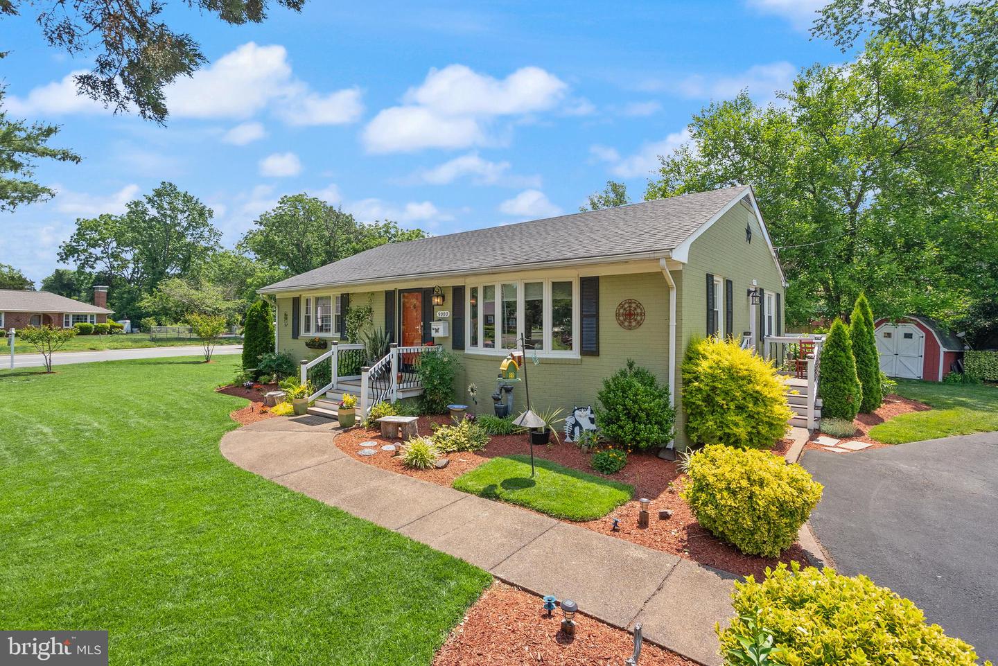 9000 SUDLEY RD, MANASSAS, Virginia 20110, 2 Bedrooms Bedrooms, ,1 BathroomBathrooms,Residential,For sale,9000 SUDLEY RD,VAMN2008438 MLS # VAMN2008438