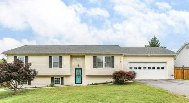 310 EDWARDS DR, FREDERICKSBURG, Virginia 22405, 4 Bedrooms Bedrooms, ,3 BathroomsBathrooms,Residential,For sale,310 EDWARDS DR,VAST2039358 MLS # VAST2039358