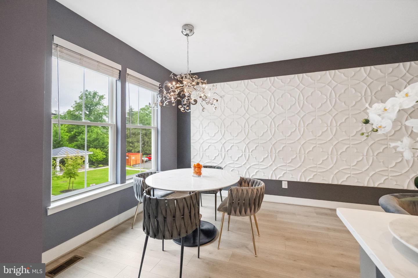 141 CENTER ST S #6, VIENNA, Virginia 22180, 4 Bedrooms Bedrooms, ,3 BathroomsBathrooms,Residential,For sale,141 CENTER ST S #6,VAFX2244464 MLS # VAFX2244464