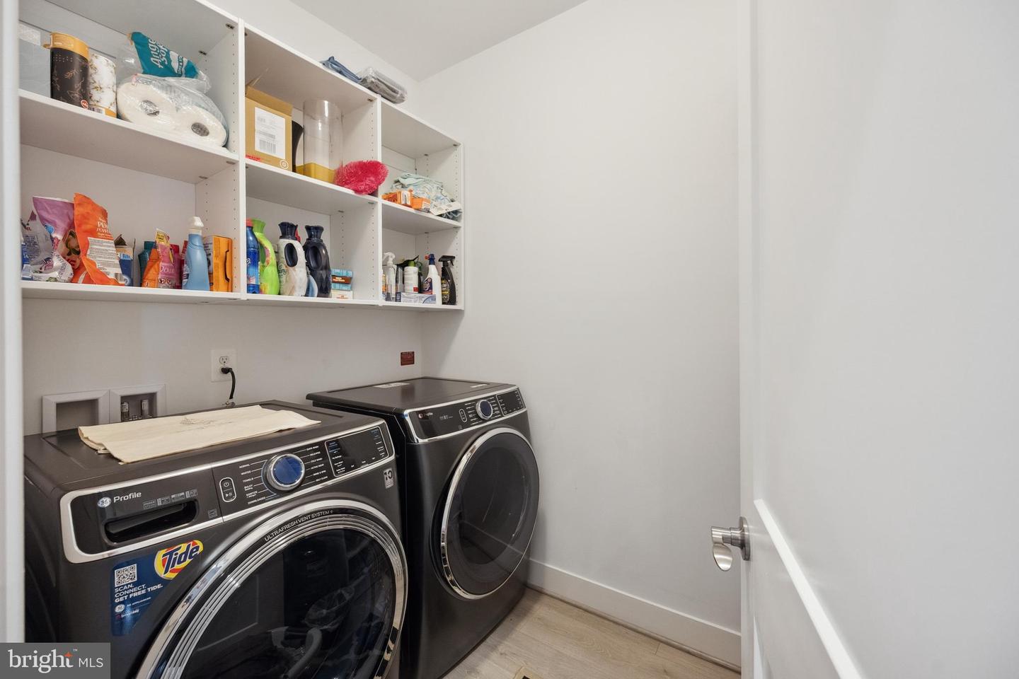 141 CENTER ST S #6, VIENNA, Virginia 22180, 4 Bedrooms Bedrooms, ,3 BathroomsBathrooms,Residential,For sale,141 CENTER ST S #6,VAFX2244464 MLS # VAFX2244464