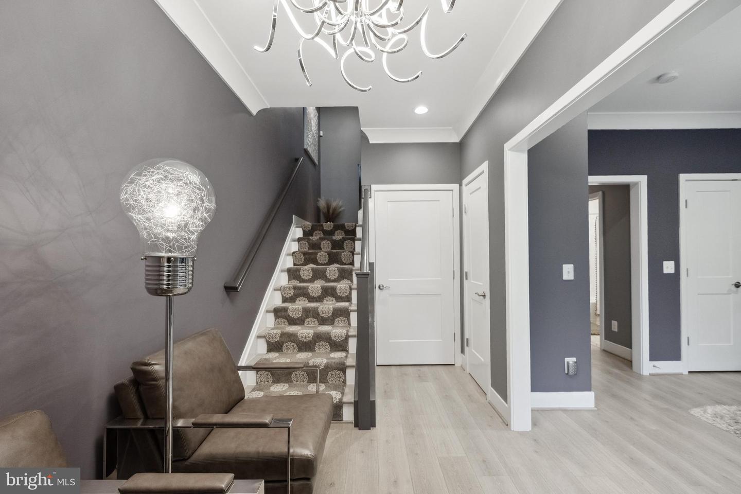141 CENTER ST S #6, VIENNA, Virginia 22180, 4 Bedrooms Bedrooms, ,3 BathroomsBathrooms,Residential,For sale,141 CENTER ST S #6,VAFX2244464 MLS # VAFX2244464
