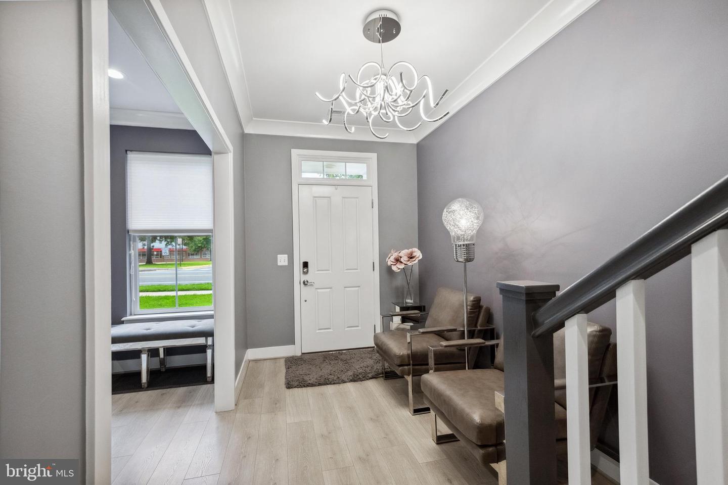 141 CENTER ST S #6, VIENNA, Virginia 22180, 4 Bedrooms Bedrooms, ,3 BathroomsBathrooms,Residential,For sale,141 CENTER ST S #6,VAFX2244464 MLS # VAFX2244464
