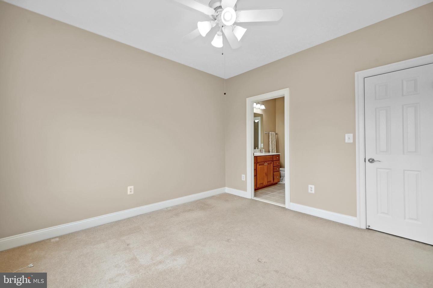 37968 PIGGOTT BOTTOM RD, PURCELLVILLE, Virginia 20132, 4 Bedrooms Bedrooms, ,4 BathroomsBathrooms,Residential,For sale,37968 PIGGOTT BOTTOM RD,VALO2098292 MLS # VALO2098292