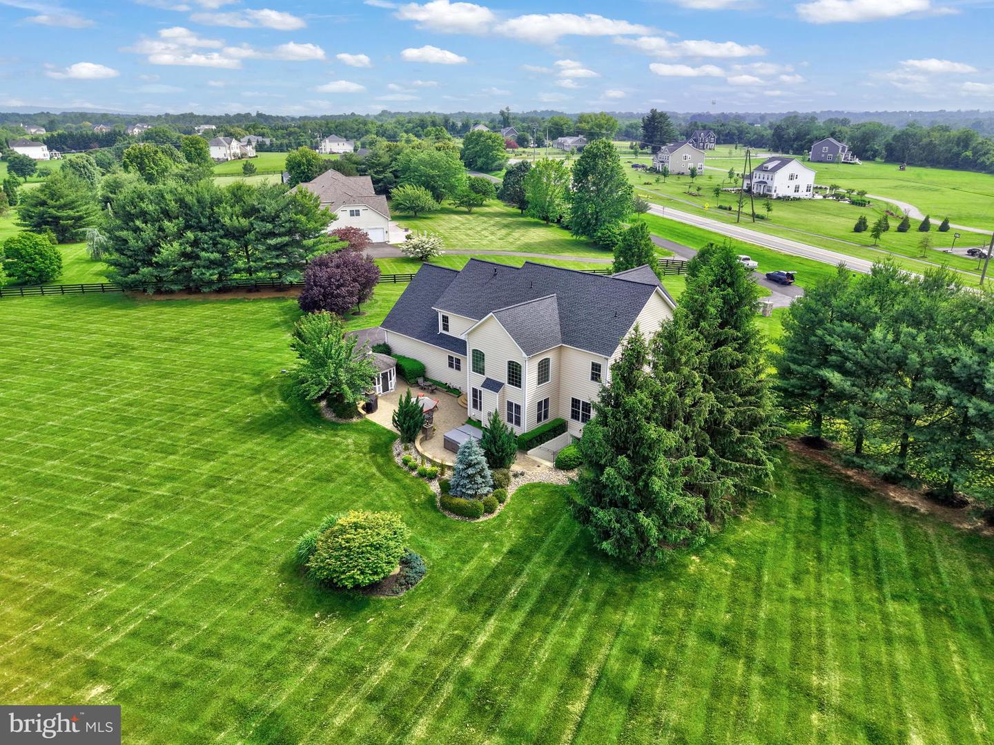 37968 PIGGOTT BOTTOM RD, PURCELLVILLE, Virginia 20132, 4 Bedrooms Bedrooms, ,4 BathroomsBathrooms,Residential,For sale,37968 PIGGOTT BOTTOM RD,VALO2098292 MLS # VALO2098292