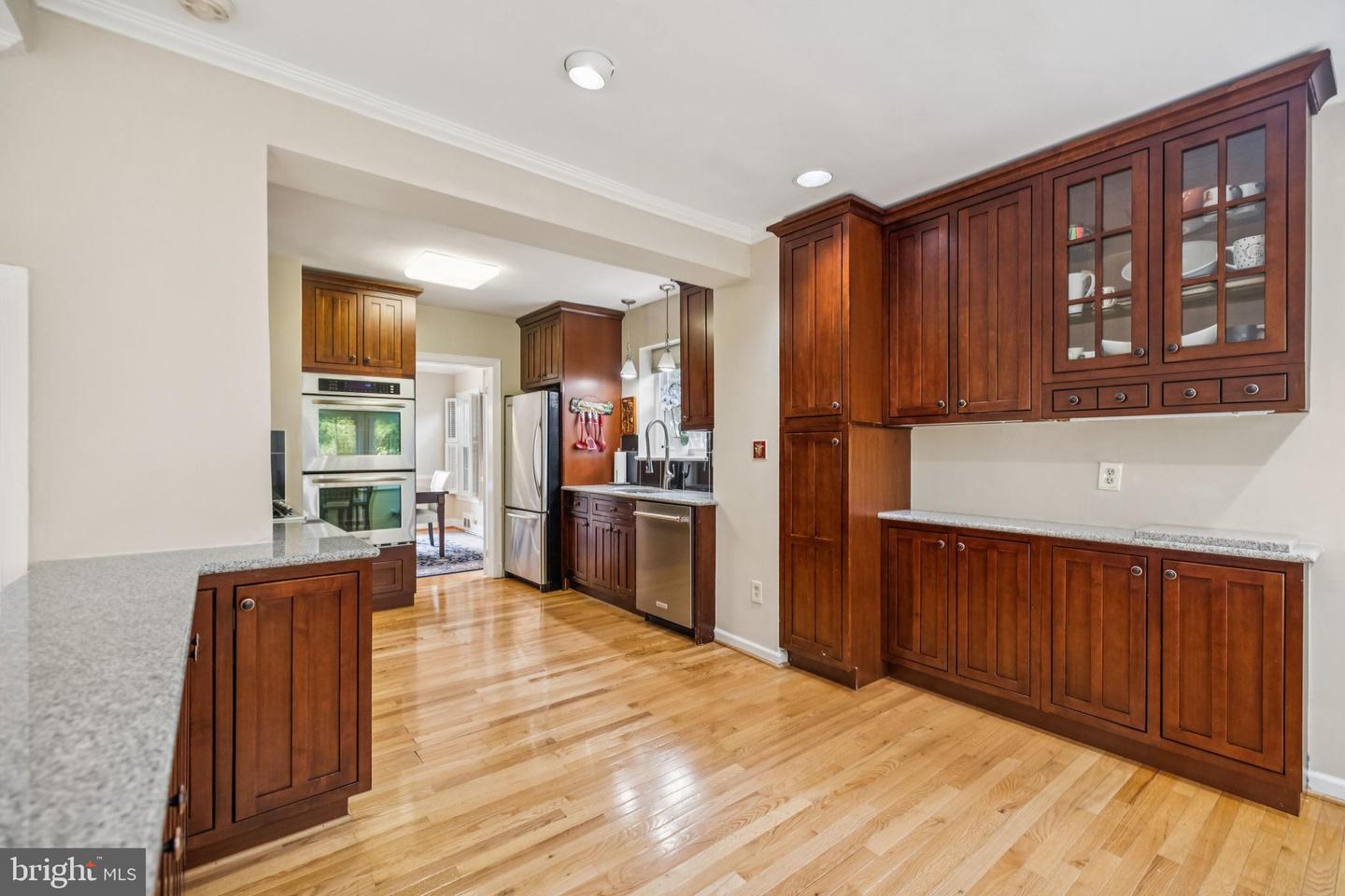 6679 32ND PL NW, WASHINGTON, District Of Columbia 20015, 4 Bedrooms Bedrooms, ,4 BathroomsBathrooms,Residential,For sale,6679 32ND PL NW,DCDC2203248 MLS # DCDC2203248