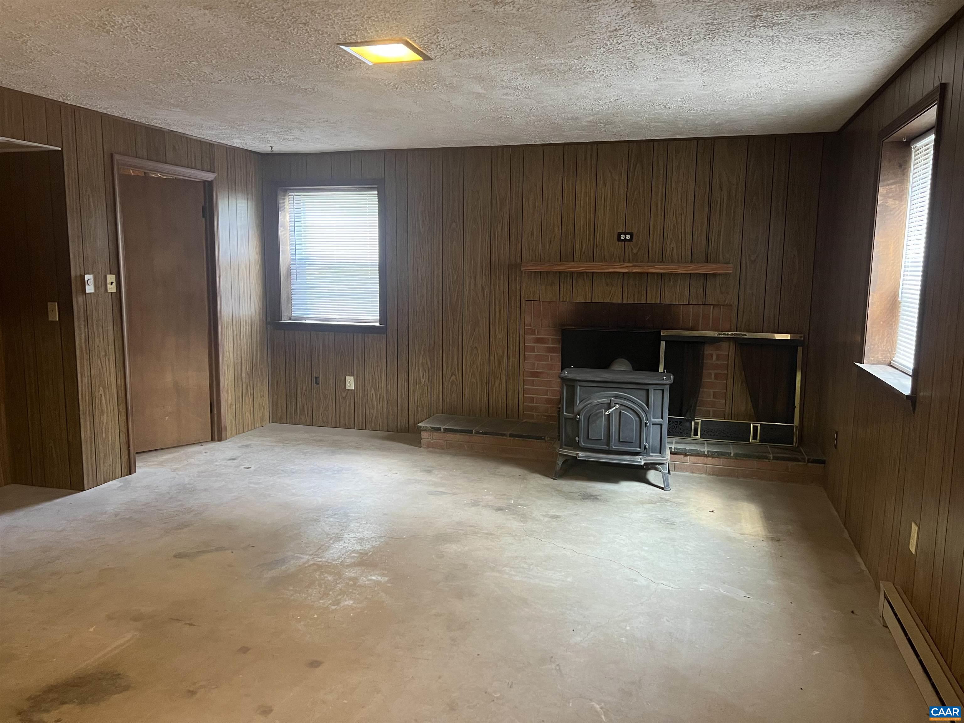 819 ELLIOTT AVE, CHARLOTTESVILLE, Virginia 22902, 3 Bedrooms Bedrooms, ,2 BathroomsBathrooms,Residential,819 ELLIOTT AVE,665552 MLS # 665552